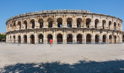 Nîmes, Frankreich. Römisches Amphitheater. von Unbekannt Unbekannt